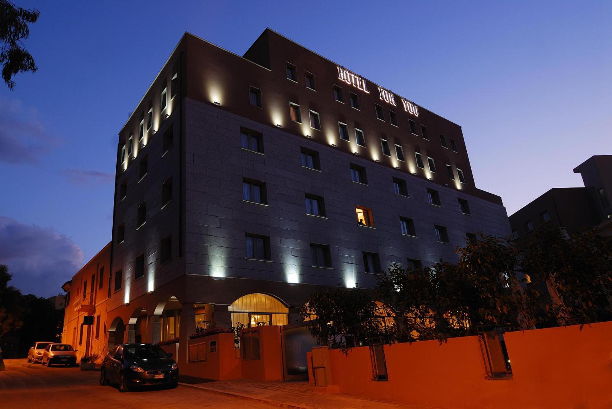 Hotel For You Olbia Exterior foto